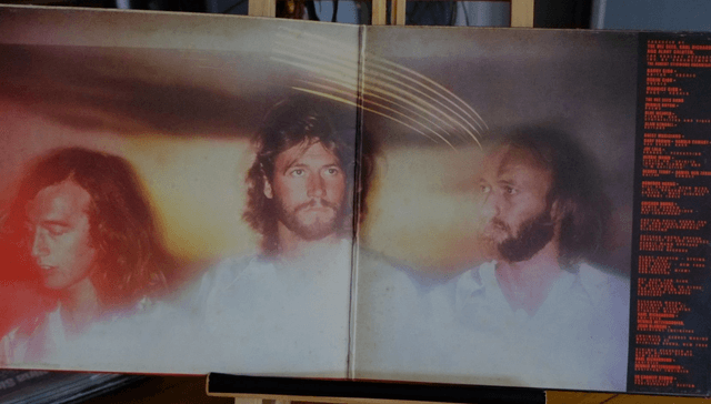 BEE GEES - Spirits hving flown