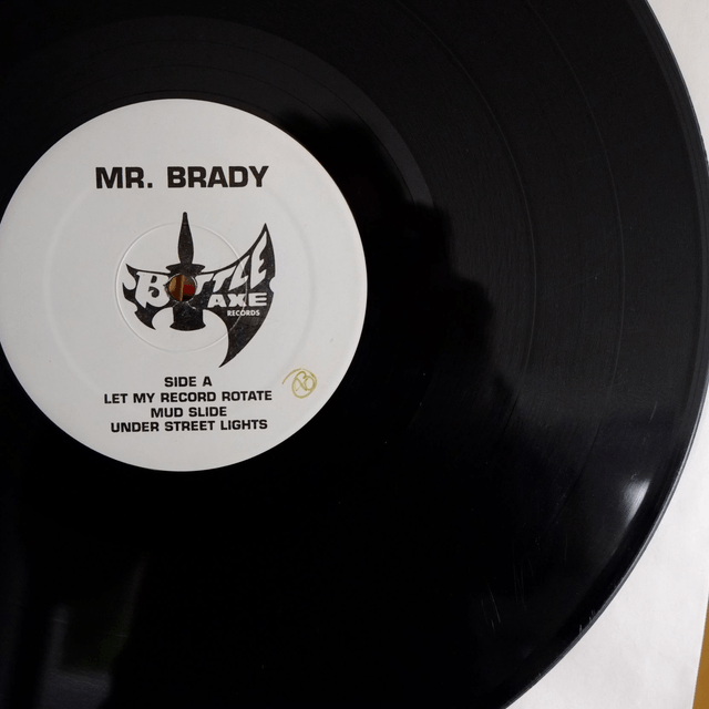 MR.BRADY - Let My Record Rotate