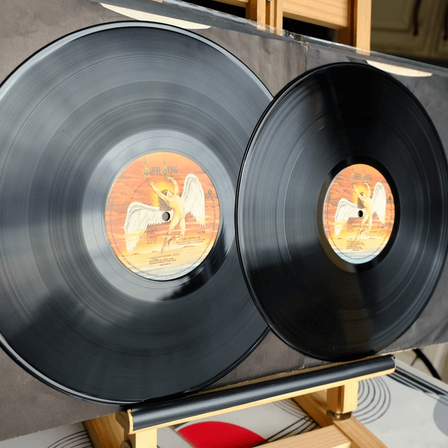 LED ZEPPELIN - The songs remains the same