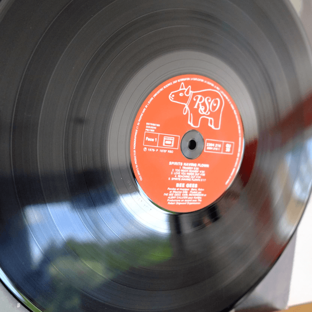 BEE GEES - Spirits hving flown