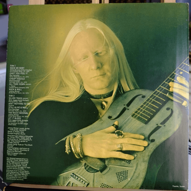 JOHNNY WINTER - Still alive and well
