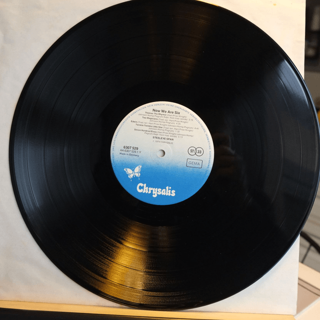 Steeleye span - Now we are six