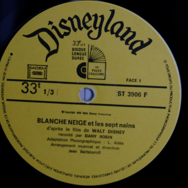 BLANCHE NEIGE ET LES SEPT NAINS