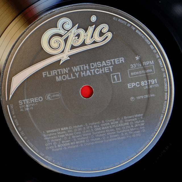 MOLLY HATCHET - Flirtin'with Disaster