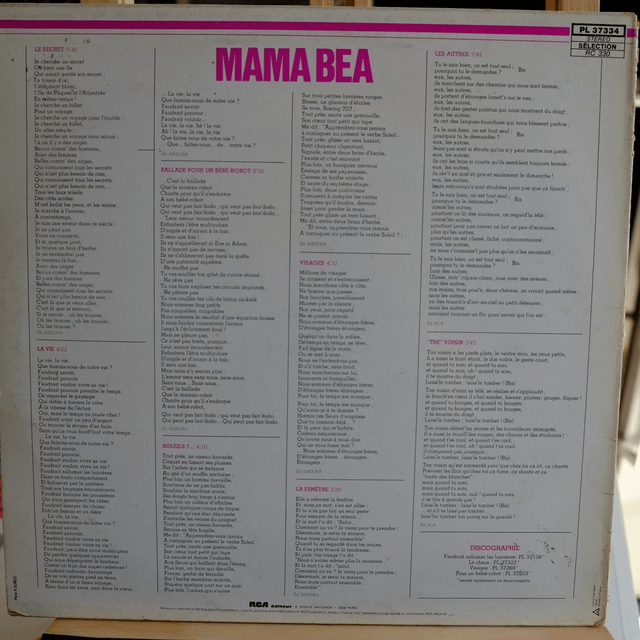 MAMA BEA - Paroles et musique